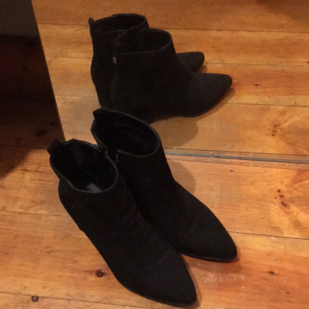 Women’s Valerie Microsuede City Ankle Fashion Boot